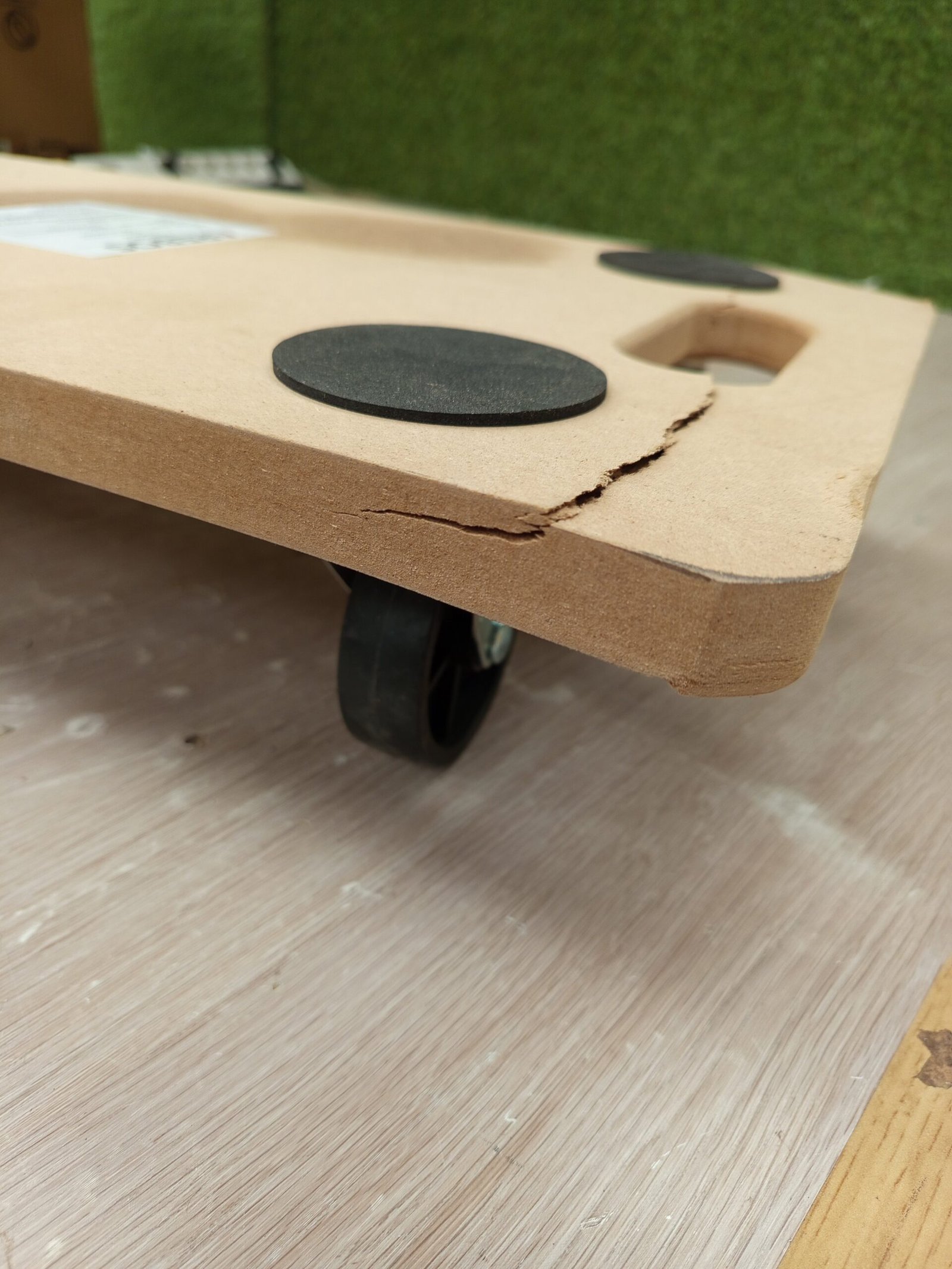 Base con ruedas Arebos Ayuda - Imagen 4