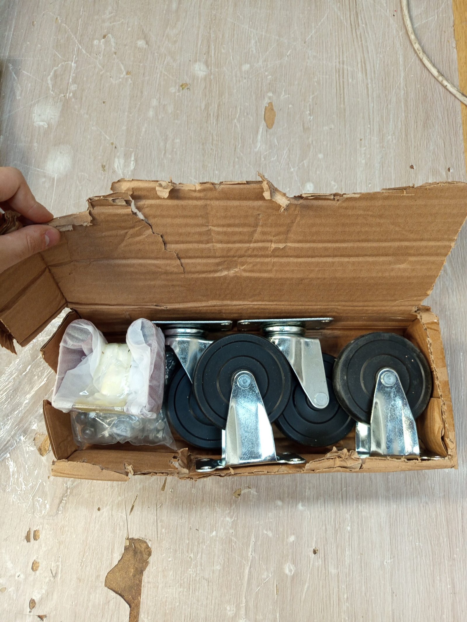 Carro de taller con 3 compartimentos rojo Arebos - Imagen 8