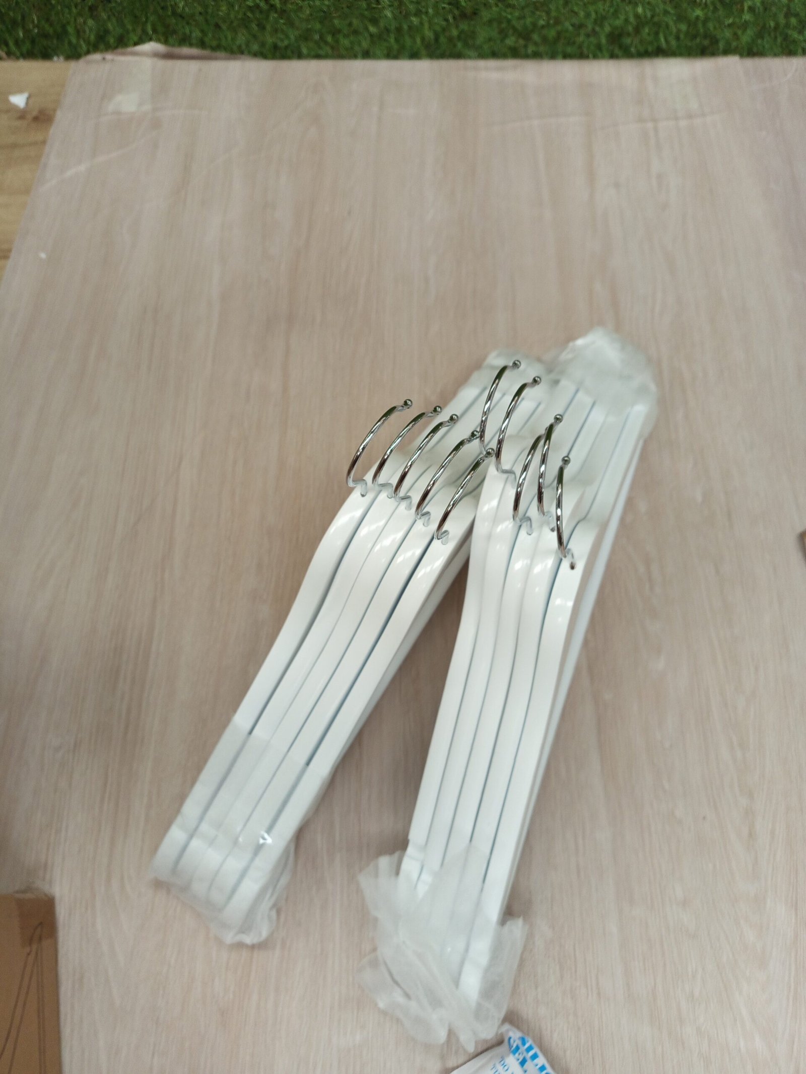 SONGMICS Percha de Madera Maciza - Imagen 3