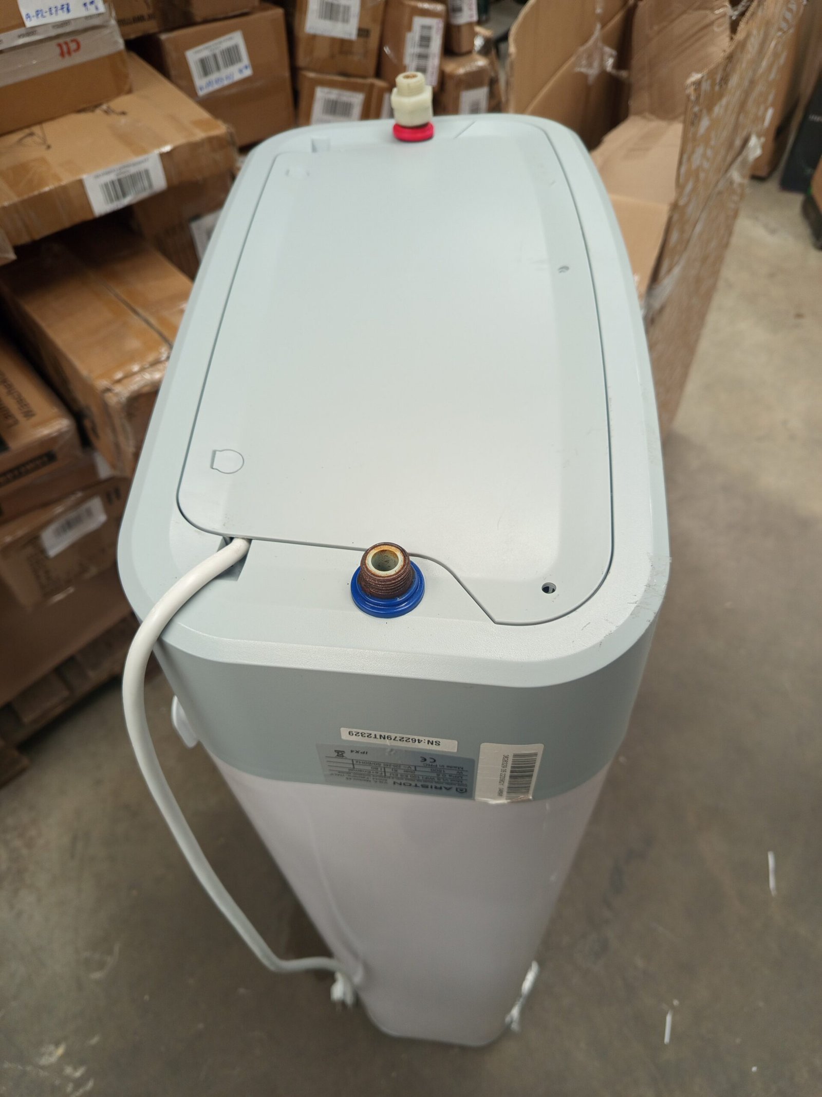 Ariston Velis Wifi - Termo Eléctrico 100L Plano Bajo Consumo. - Imagen 4